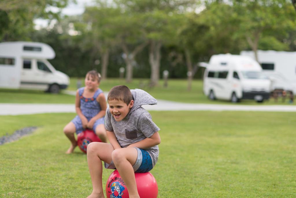 Russell Top 10 Holiday Park المظهر الخارجي الصورة